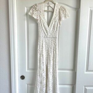 Lulu's Your Hand in Mine White Lace Flutter Sleeve Maxi Dress